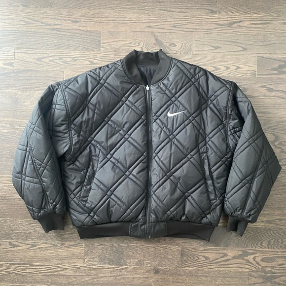 Vintage Nike Reversible Puffer Jacket (Sold) - Picture 2 of 8